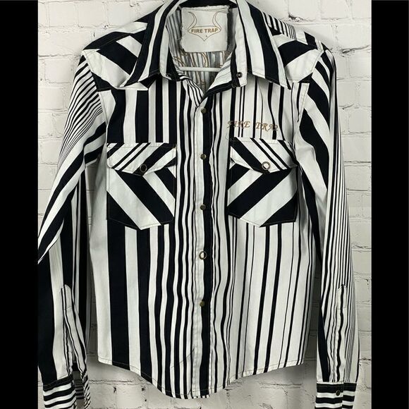 Fire Trap Long Sleeve Embroidered Shirt. Large - Picture 2 of 5